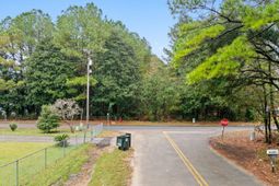 144 Kitfield Road photo 4