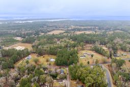 144 Kitfield Road photo 4