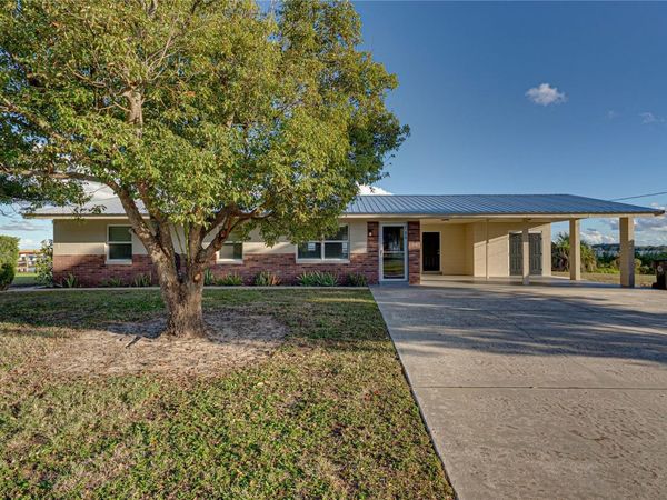 104 N LAKE REEDY BOULEVARD, FROSTPROOF, FL 33843