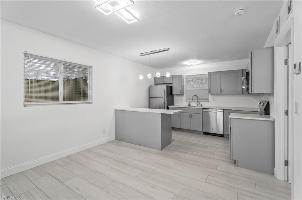 2590 1st St, Unit 115, Fort Myers, FL 33901 Photo