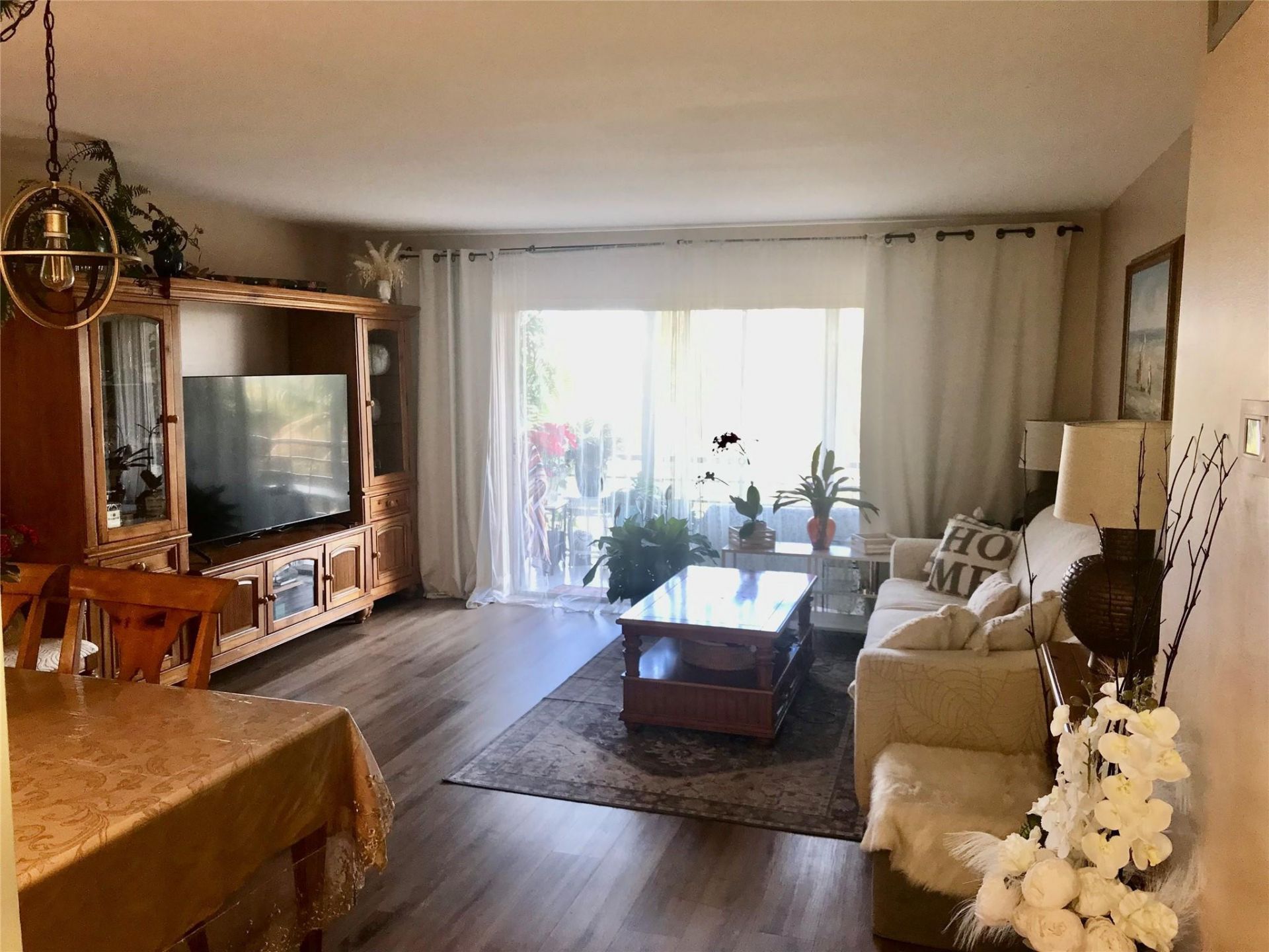 200 NE 14th Avenue, Unit 521, Hallandale Beach, FL 33009 Photo