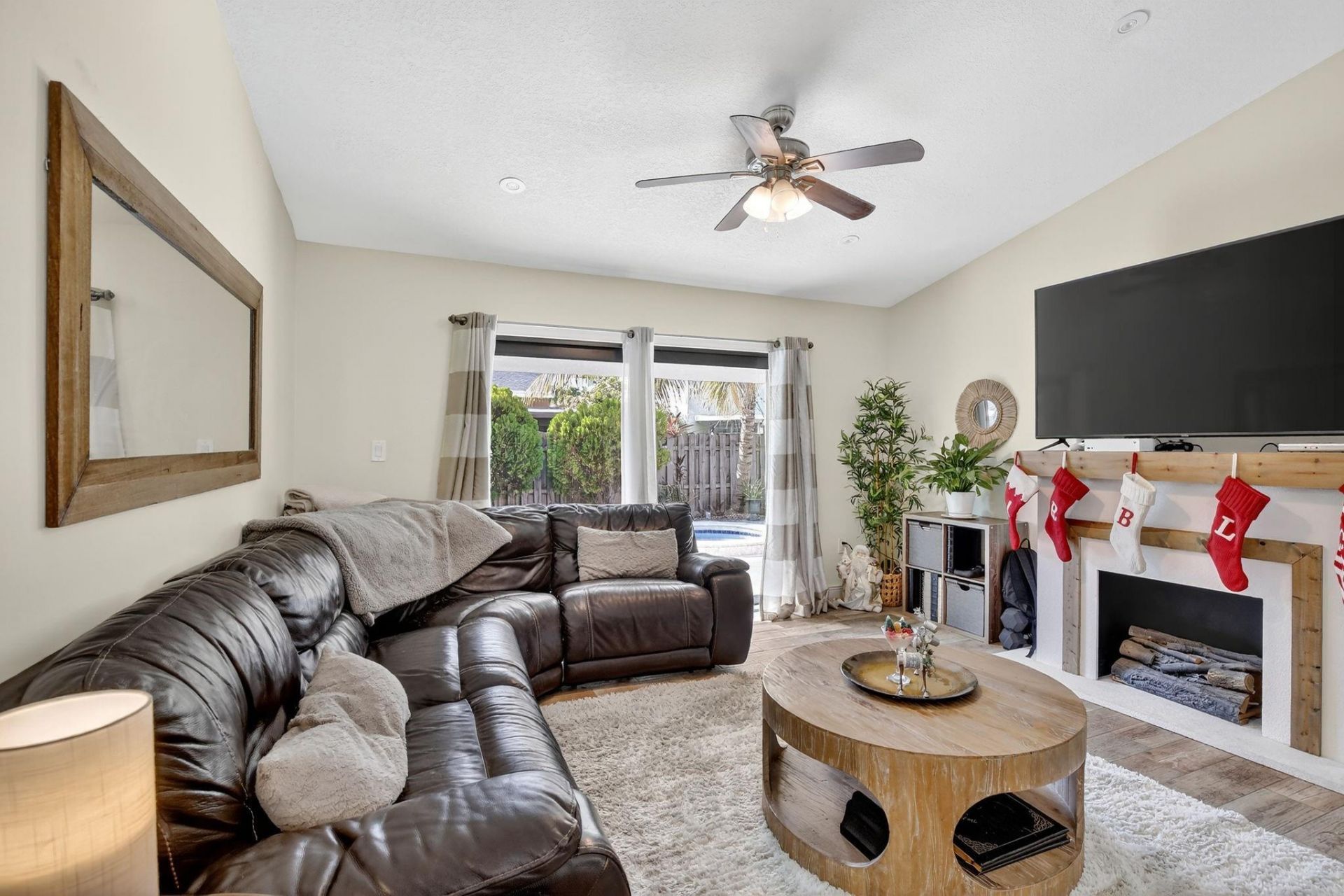 691 Willow Grove Ter, Davie, FL 33325 Photo