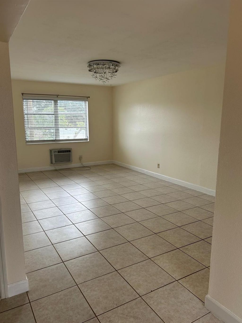 1050 E Sample Rd, Unit 209, Pompano Beach, FL 33064 Photo