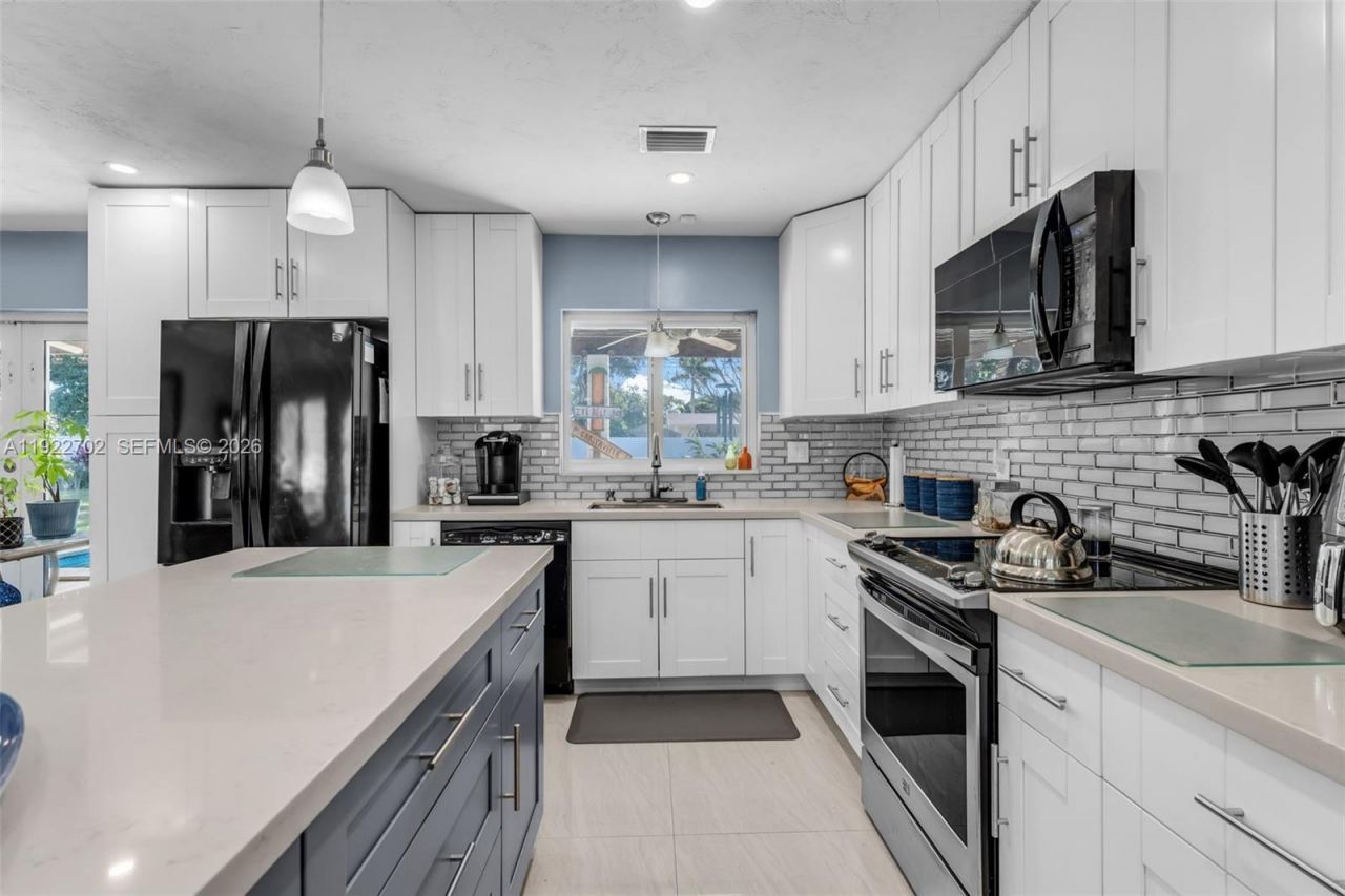 9340 SW 178th Street, Palmetto Bay, FL 33157 Photo