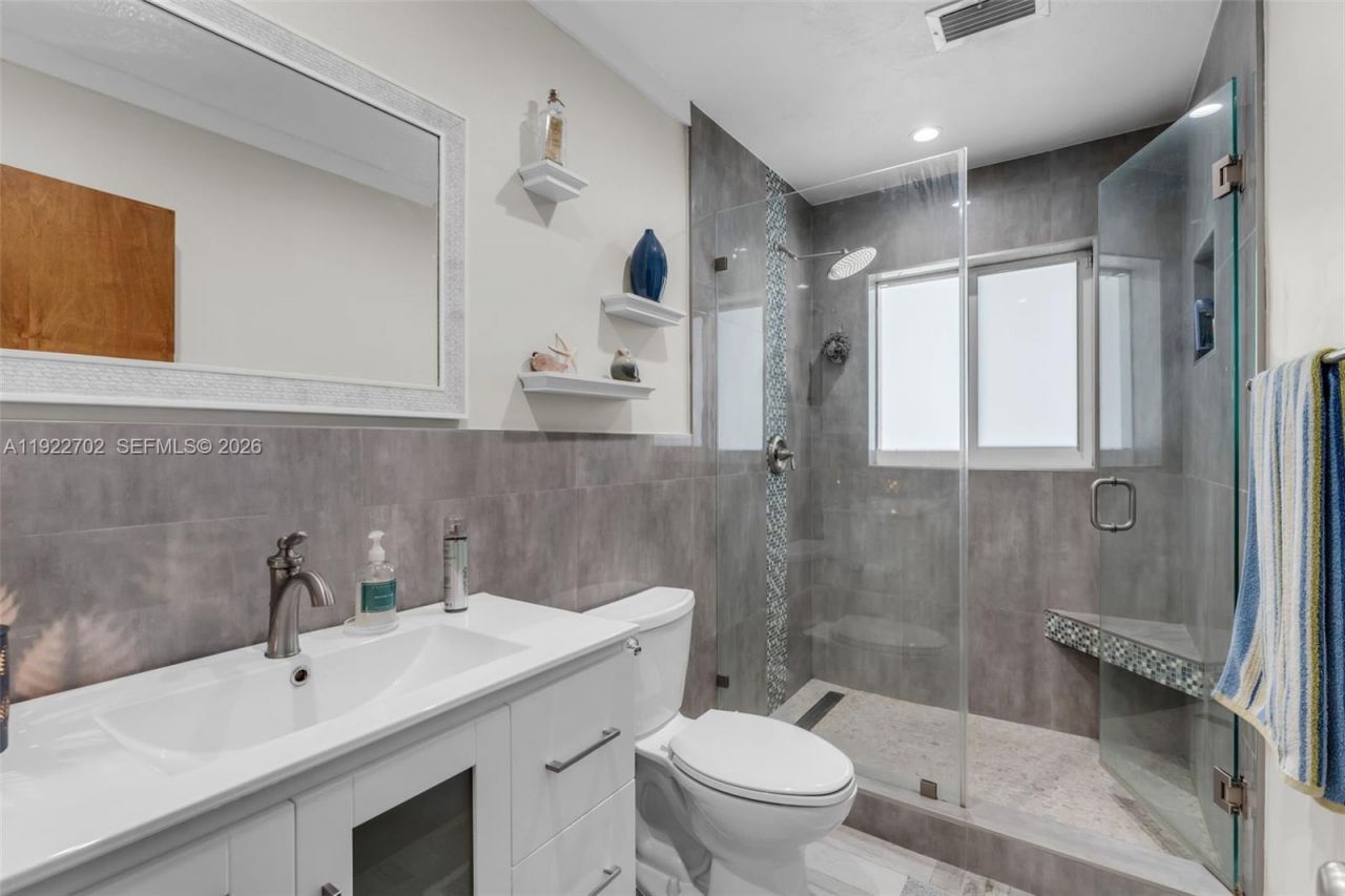 9340 SW 178th Street, Palmetto Bay, FL 33157 Photo