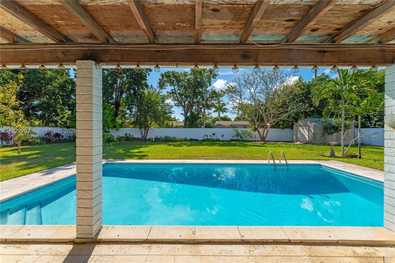 9340 SW 178th Street, Palmetto Bay, FL 33157 Photo