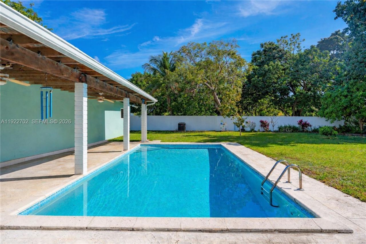 9340 SW 178th Street, Palmetto Bay, FL 33157 Photo