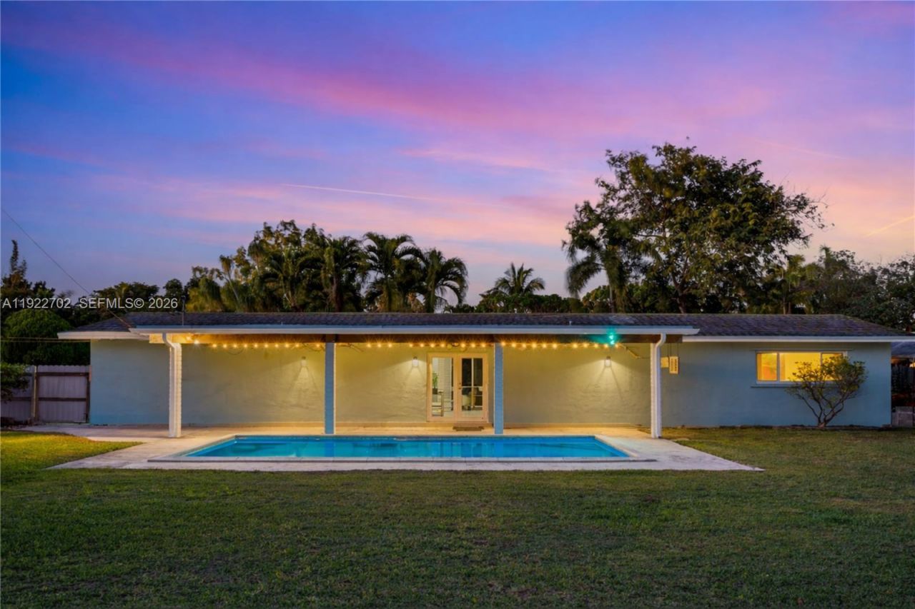 9340 SW 178th Street, Palmetto Bay, FL 33157 Photo