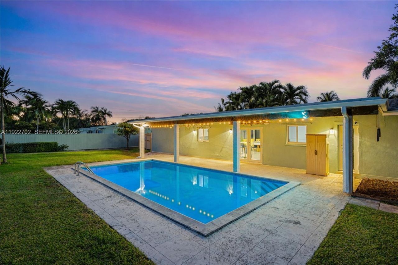 9340 SW 178th Street, Palmetto Bay, FL 33157 Photo