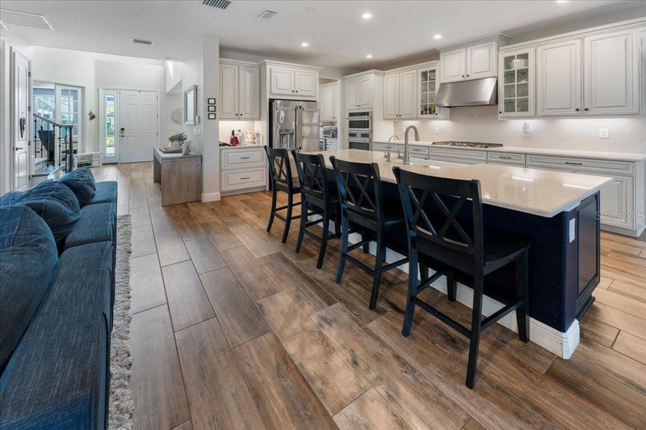 10215 Milky Way Circle, Sarasota, FL 34241 Photo