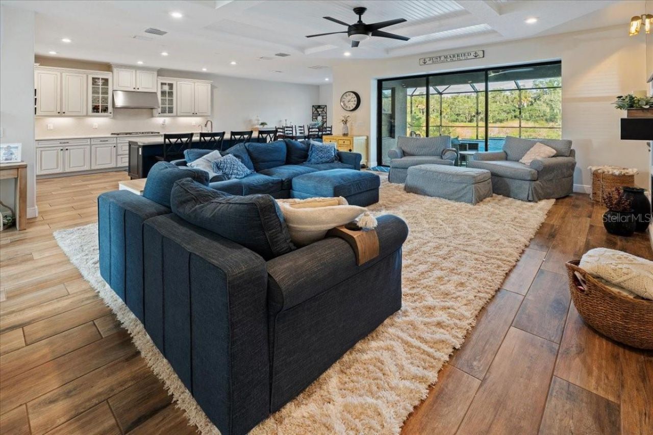 10215 Milky Way Circle, Sarasota, FL 34241 Photo