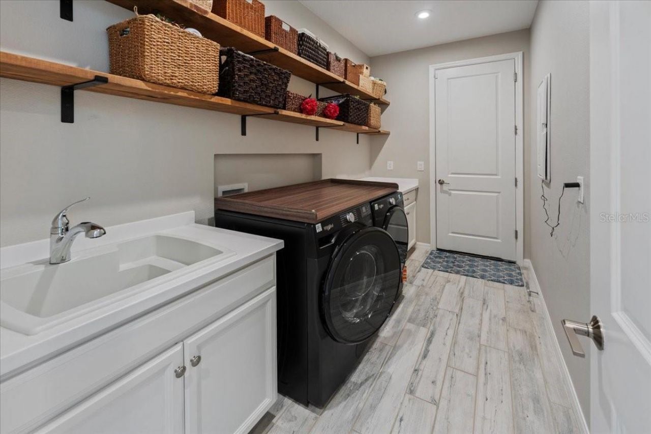 10215 Milky Way Circle, Sarasota, FL 34241 Photo