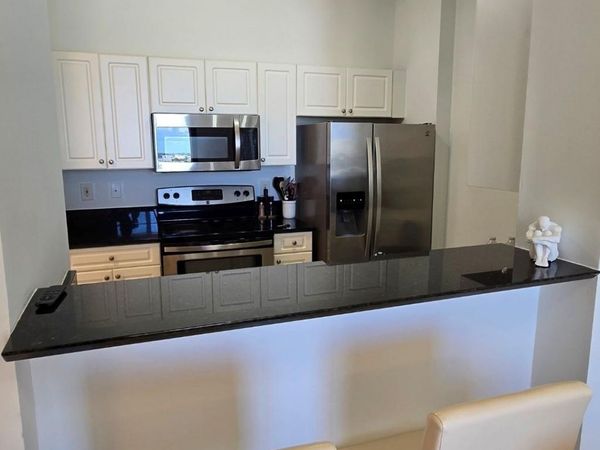 651 Okeechobee Blvd, Unit PH 1106, West Palm Beach, FL 33401