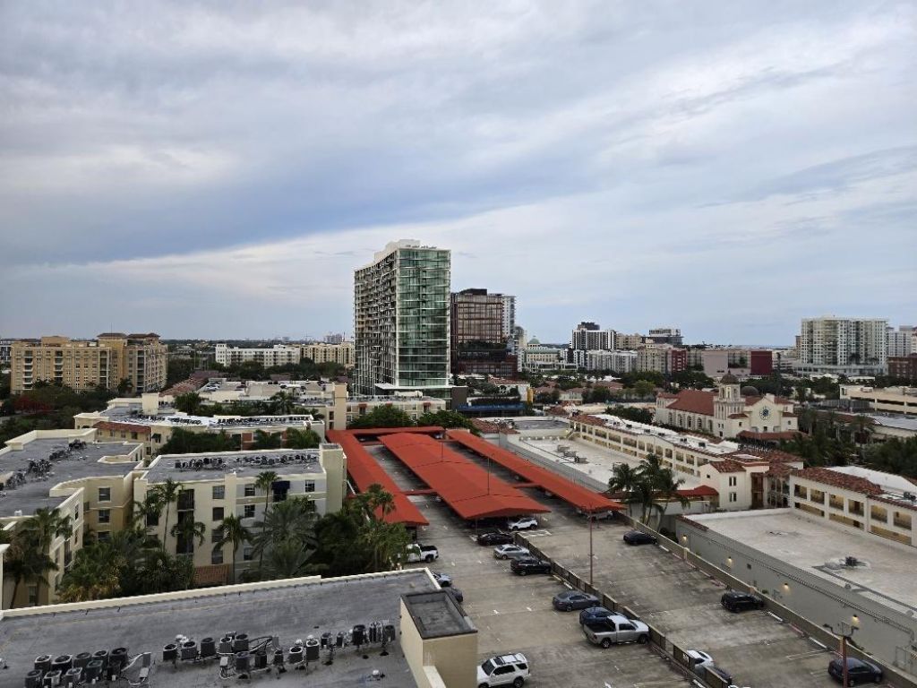 651 Okeechobee Blvd, Unit PH 1106, West Palm Beach, FL 33401 Photo