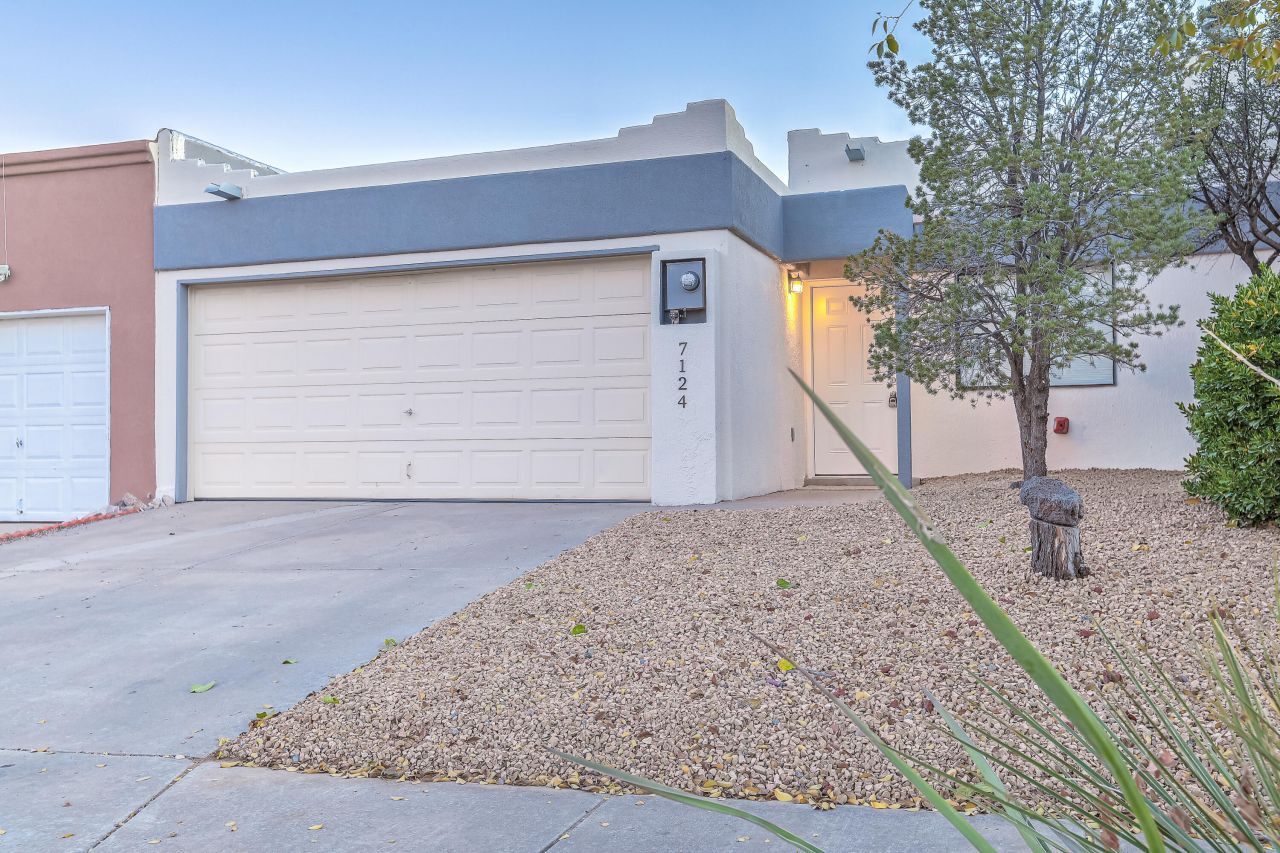 7124 Maxim Court Nw, Albuquerque, NM 87120 Main Photo