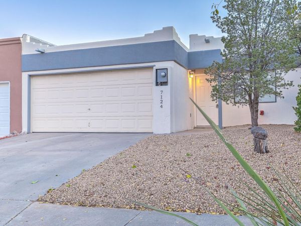 7124 Maxim Court NW, Albuquerque, NM 87120