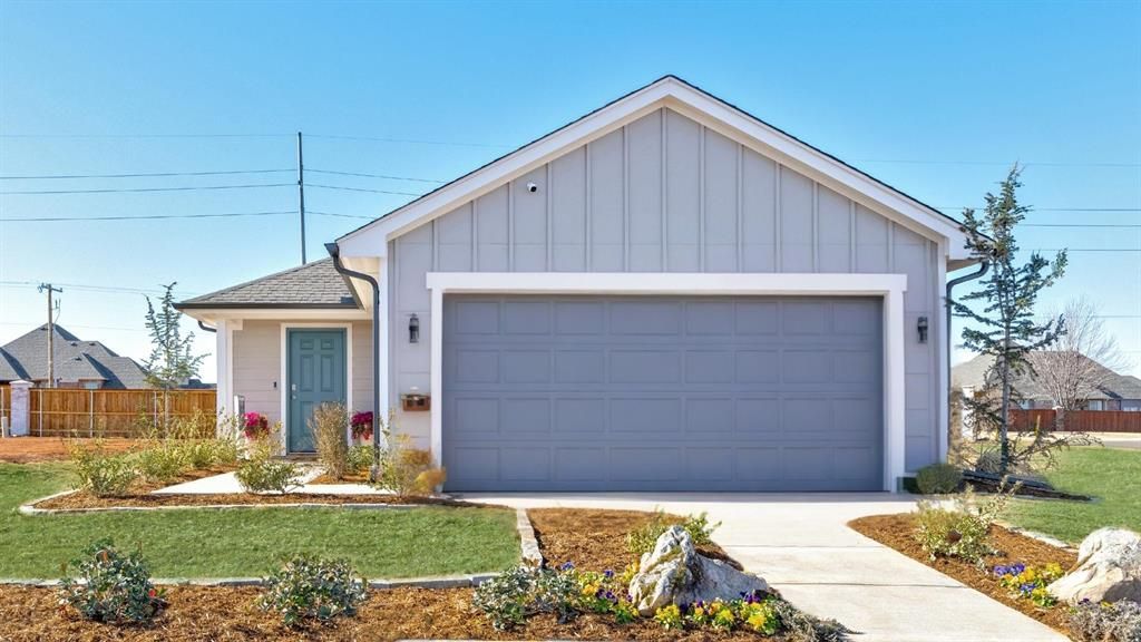 11513 SW 40th Street, Mustang, OK 73064 Main Photo