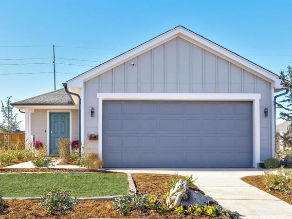 11513 SW 40th Street, Mustang, OK 73064