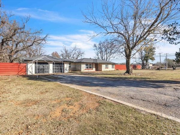 9909 Lloyd Drive, Midwest City, OK 73130