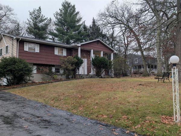 135 Sunset Road, Blauvelt, NY 10913