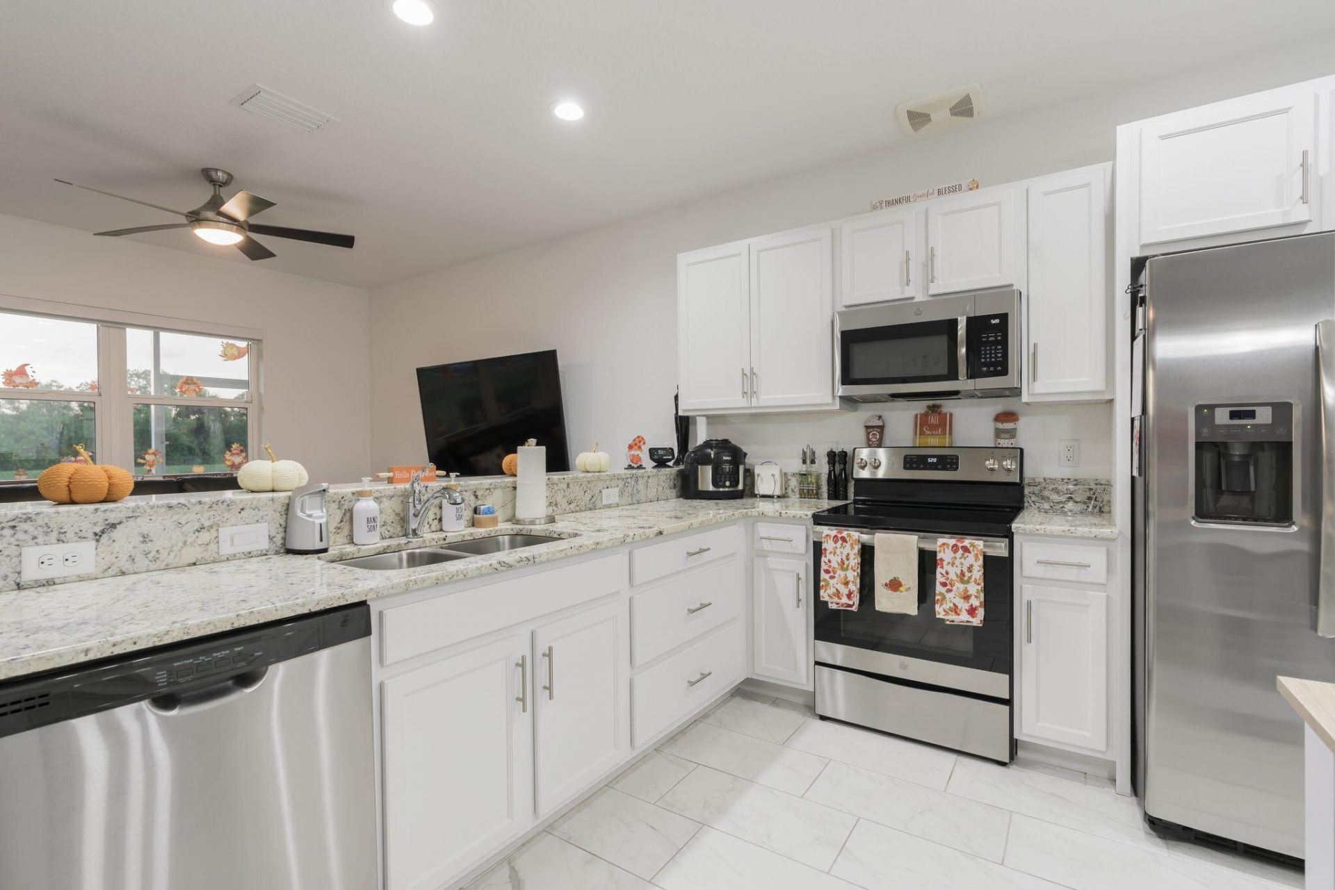 696 NE Waters Edge Lane, Port Saint Lucie, FL 34983 Photo