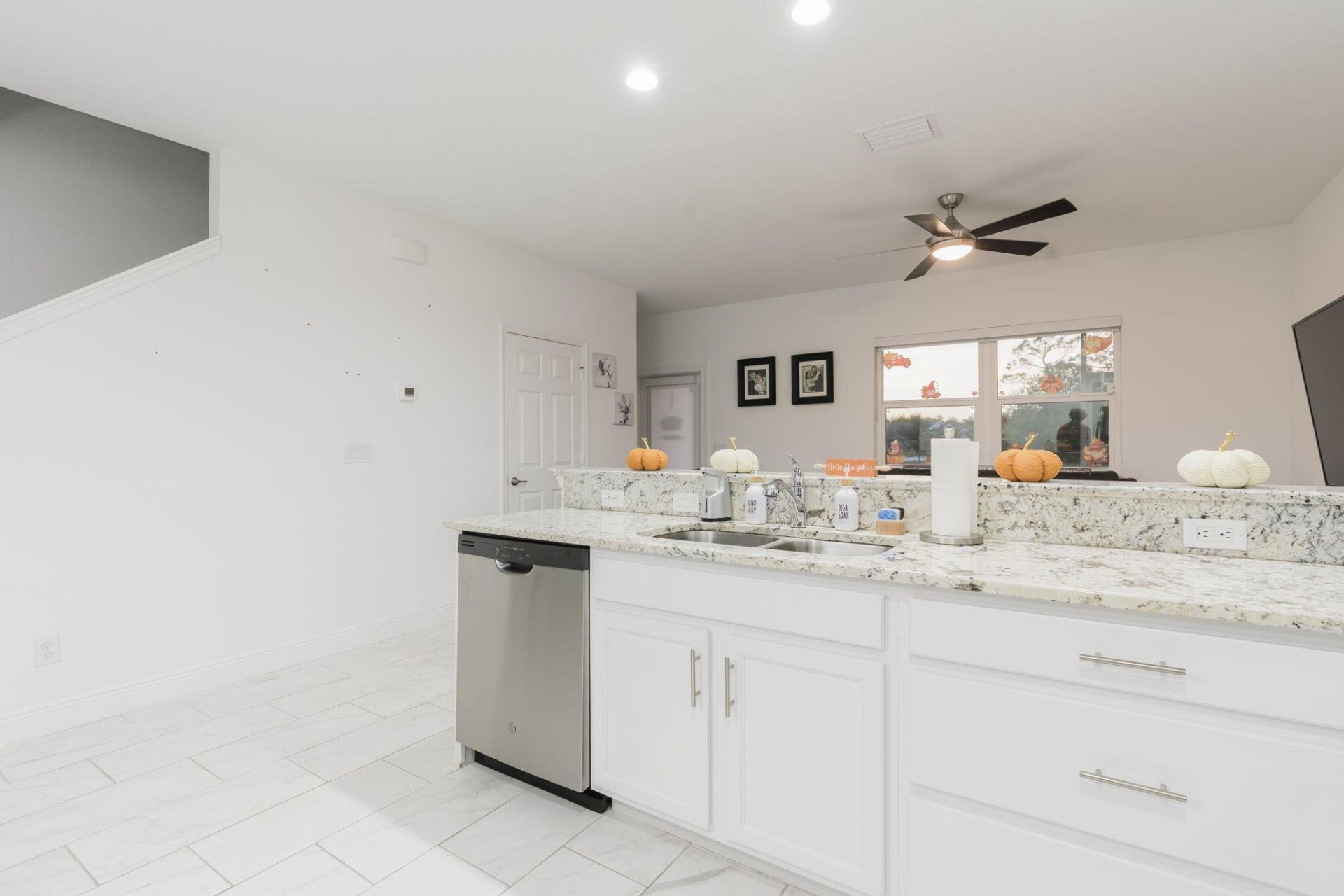 696 NE Waters Edge Lane, Port Saint Lucie, FL 34983 Photo