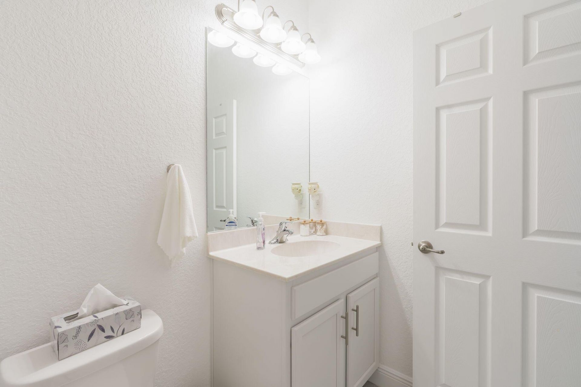 696 NE Waters Edge Lane, Port Saint Lucie, FL 34983 Photo