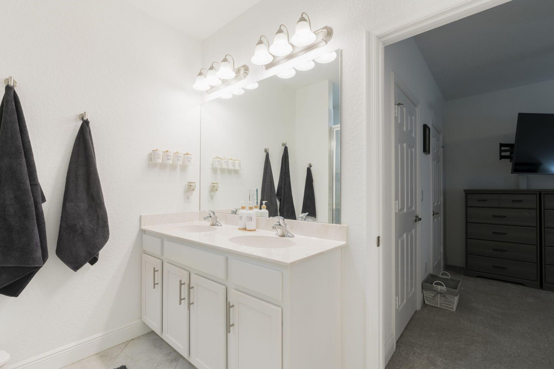 696 NE Waters Edge Lane, Port Saint Lucie, FL 34983 Photo