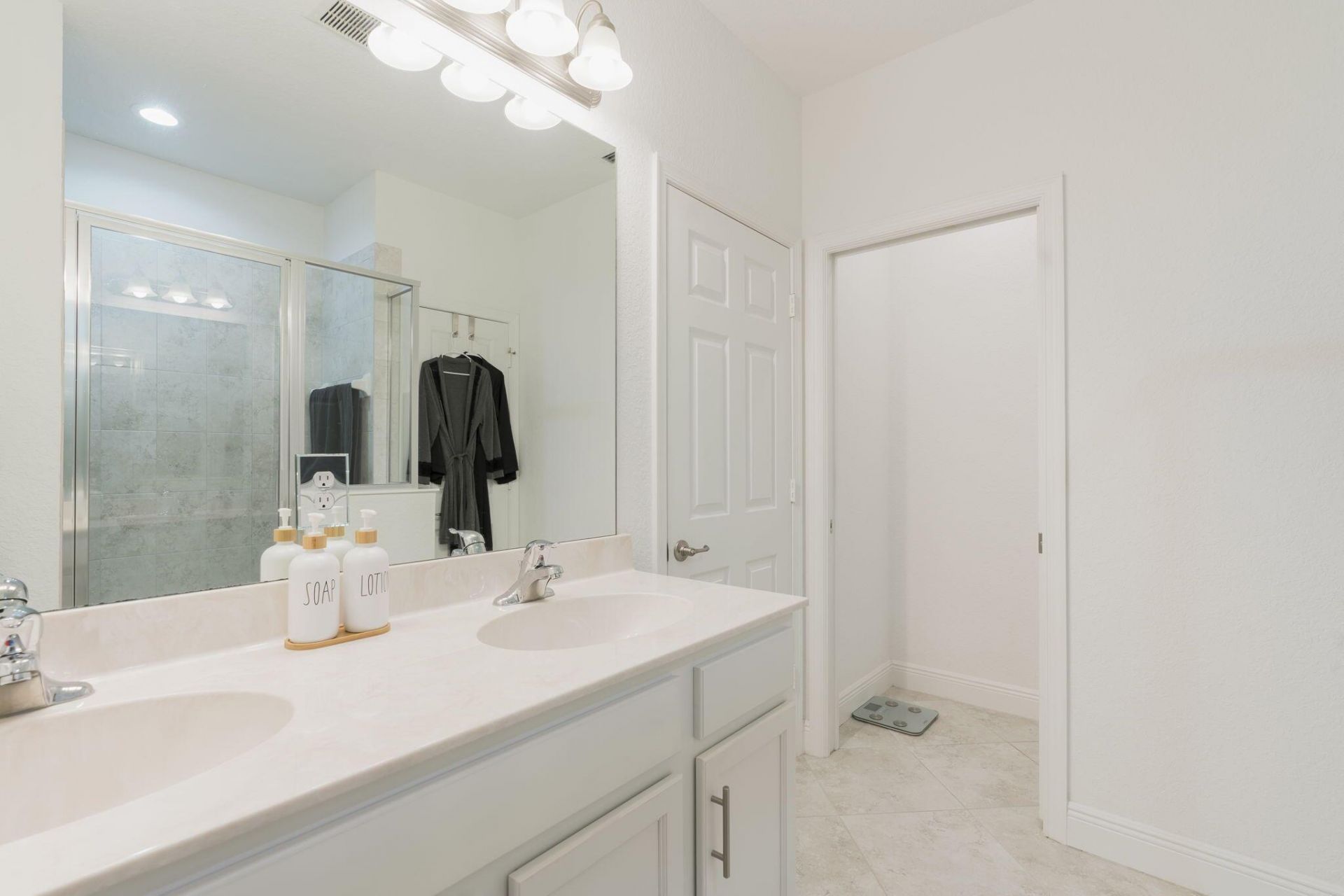 696 NE Waters Edge Lane, Port Saint Lucie, FL 34983 Photo