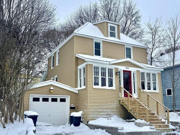 707 W Douglass Avenue, Houghton, MI 49931