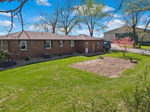 21510 Keyesport Road, Keyesport, IL 62253