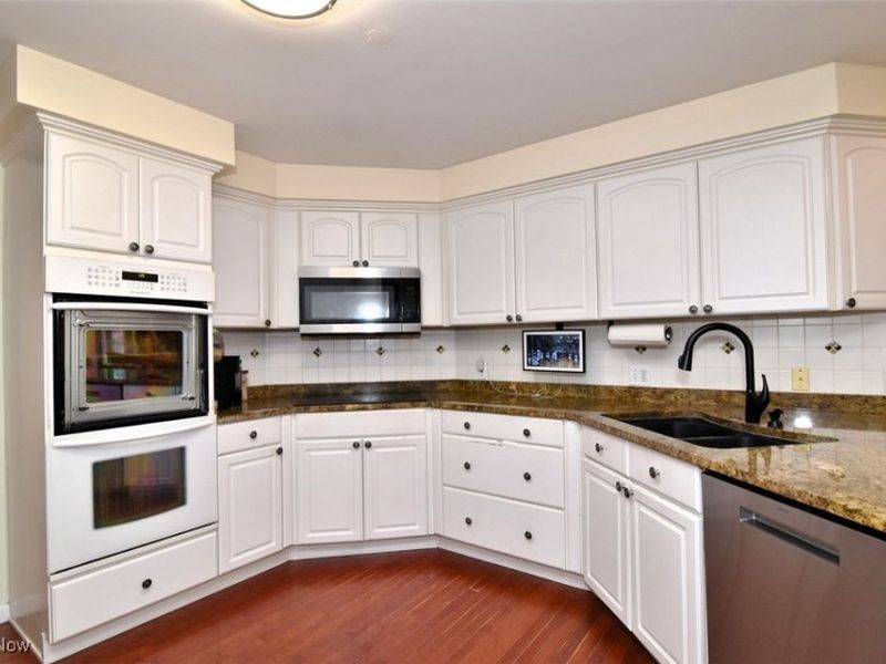 682 Arbor Way, Aurora, OH 44202 Photo 12