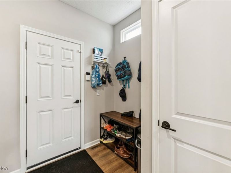 3823 Golden Wood Way, Uniontown, OH 44685 Photo 15