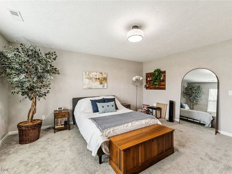 3823 Golden Wood Way, Uniontown, OH 44685 Photo 25