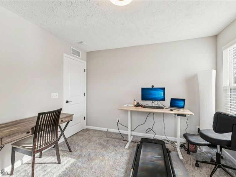 3823 Golden Wood Way, Uniontown, OH 44685 Photo 32