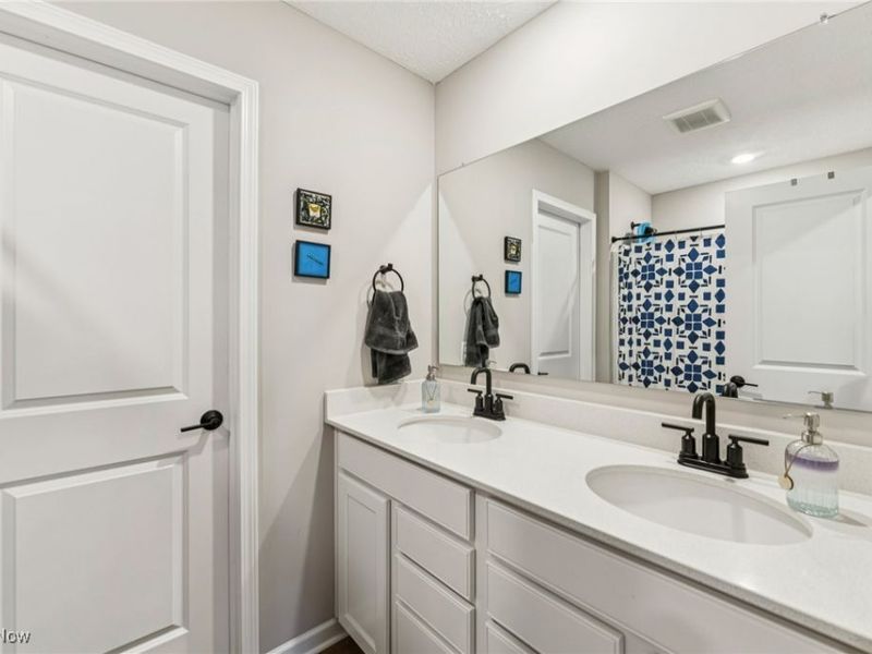 3823 Golden Wood Way, Uniontown, OH 44685 Photo 33