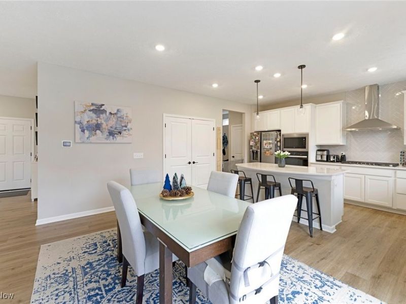 3823 Golden Wood Way, Uniontown, OH 44685 Photo 8