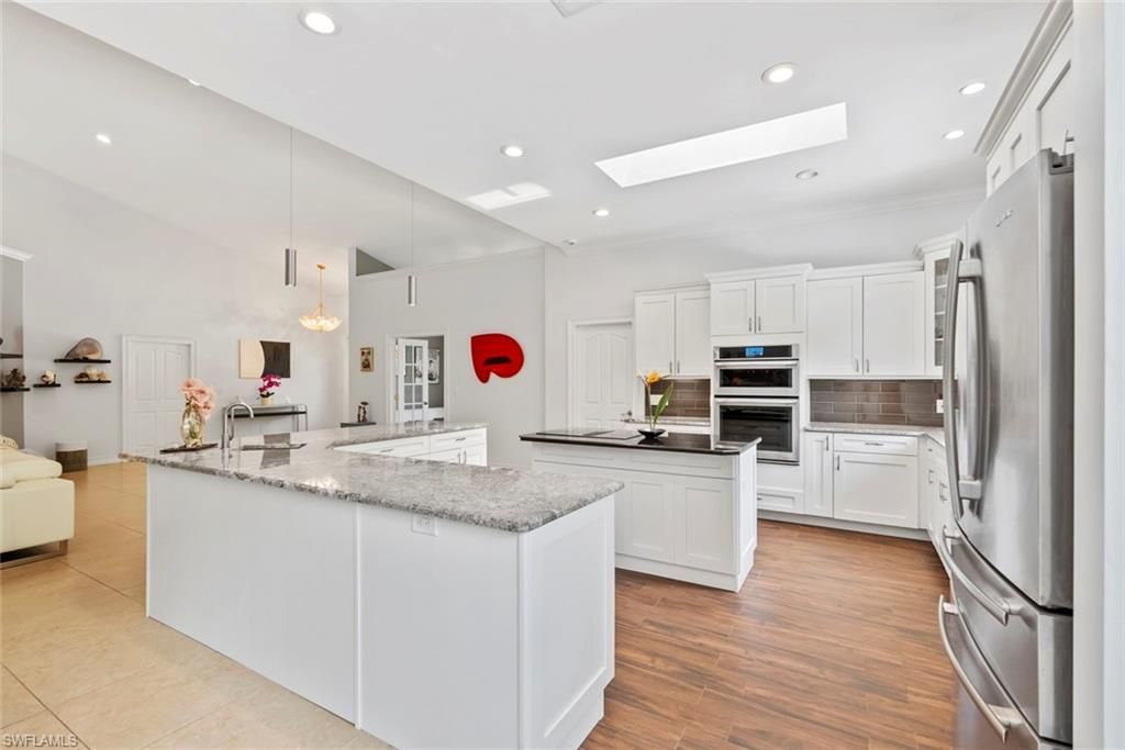 5730 Golden Gate Pkwy, Naples, FL 34116 Photo