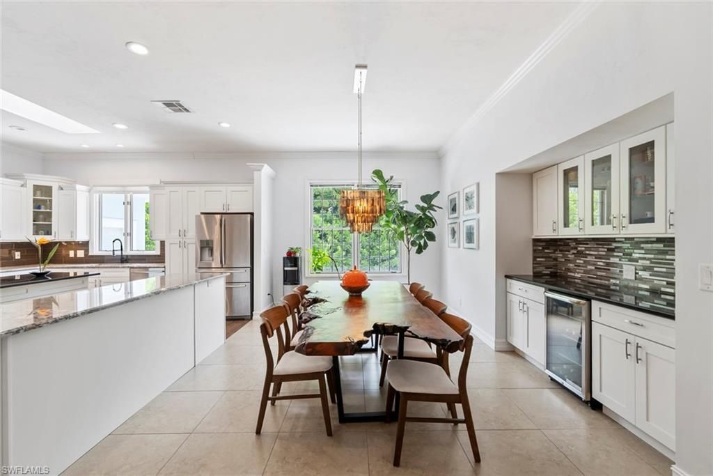 5730 Golden Gate Pkwy, Naples, FL 34116 Photo