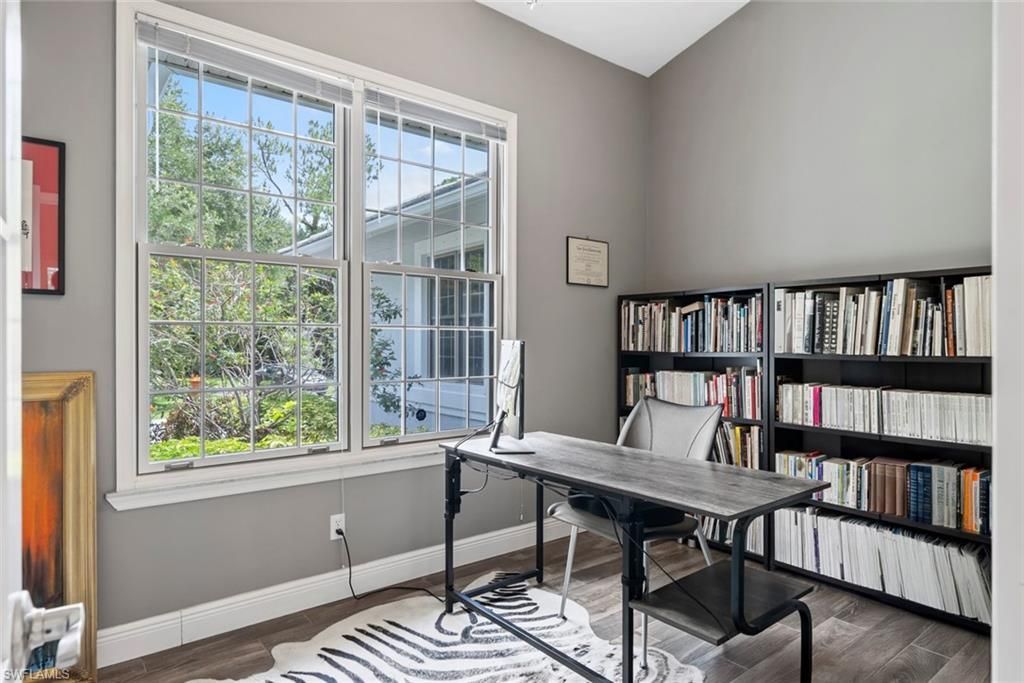 5730 Golden Gate Pkwy, Naples, FL 34116 Photo