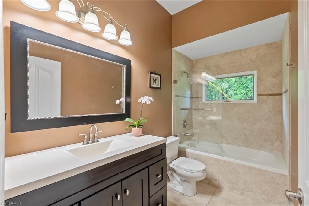 5730 Golden Gate Pkwy, Naples, FL 34116 Photo