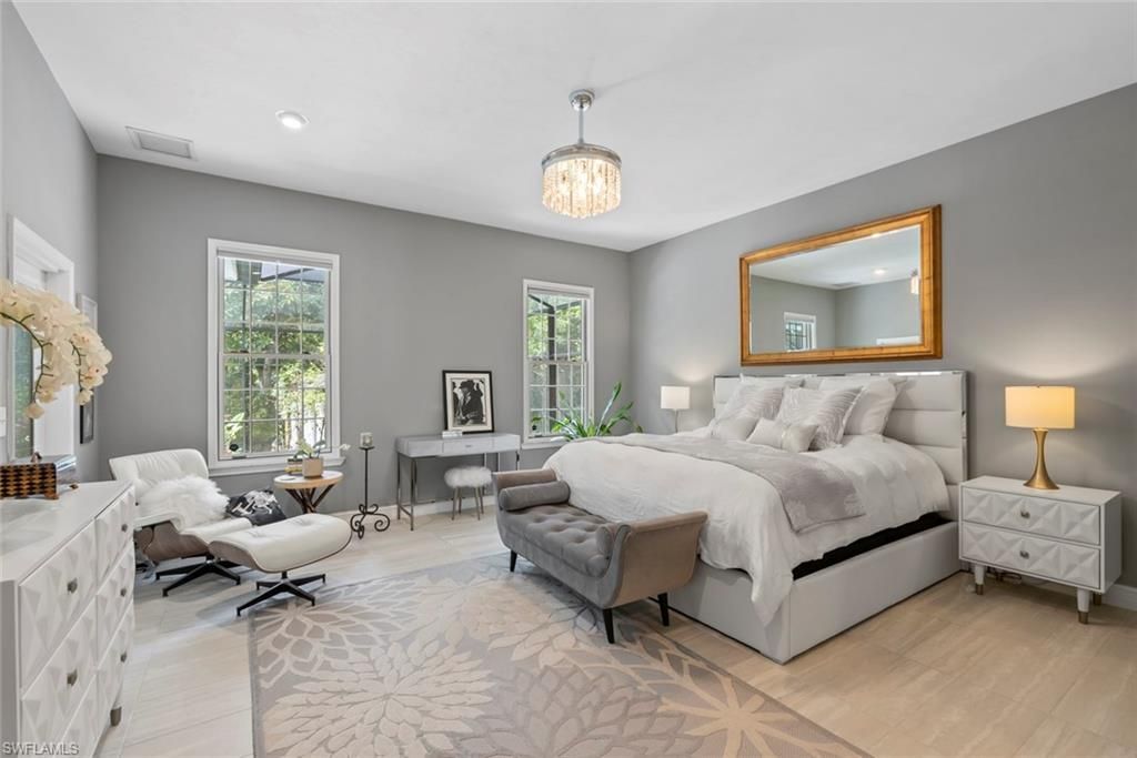 5730 Golden Gate Pkwy, Naples, FL 34116 Photo