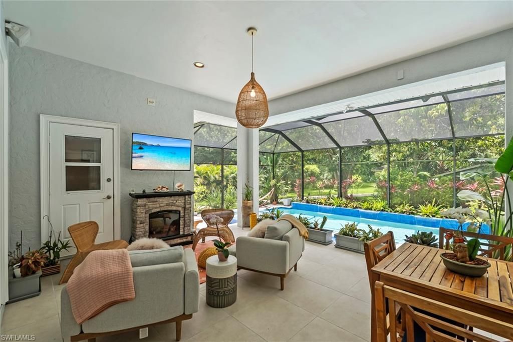 5730 Golden Gate Pkwy, Naples, FL 34116 Photo