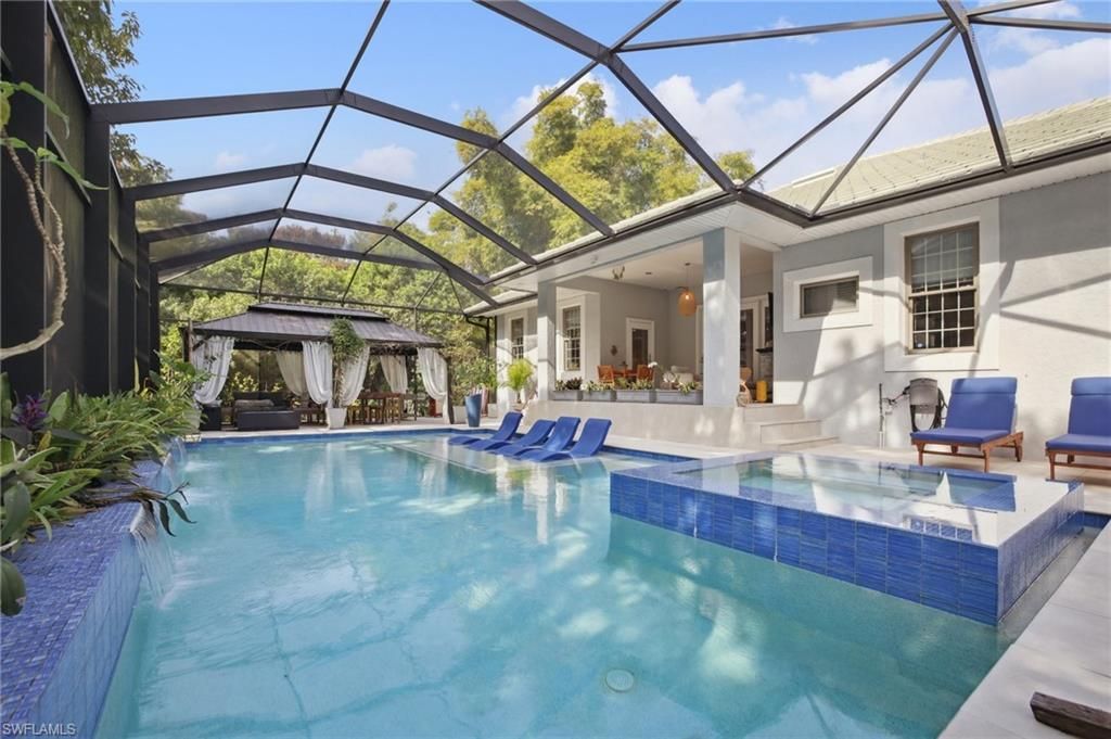 5730 Golden Gate Pkwy, Naples, FL 34116 Photo