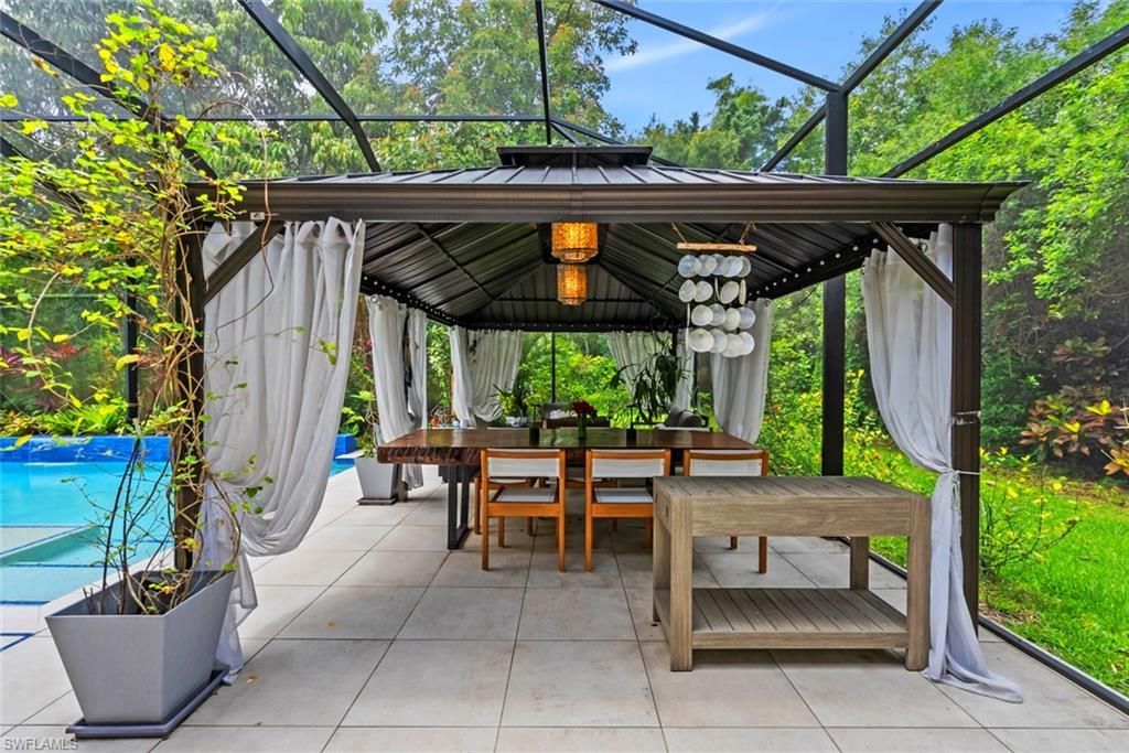 5730 Golden Gate Pkwy, Naples, FL 34116 Photo