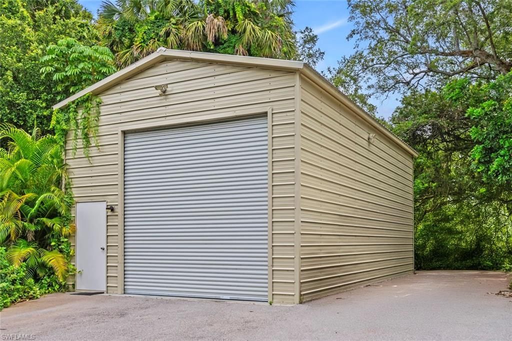 5730 Golden Gate Pkwy, Naples, FL 34116 Photo