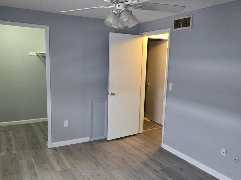 2927 Poolside Drive, Unit 10, Columbus, OH 43224 Photo 16