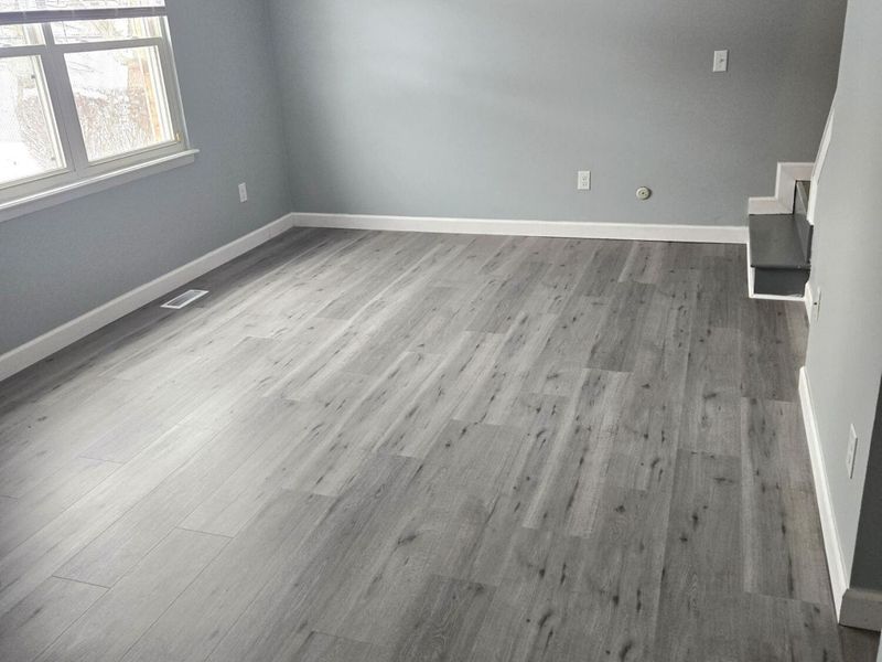 2927 Poolside Drive, Unit 10, Columbus, OH 43224 Photo 2