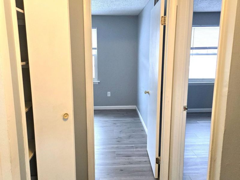 2927 Poolside Drive, Unit 10, Columbus, OH 43224 Photo 25