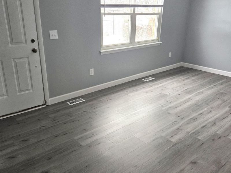 2927 Poolside Drive, Unit 10, Columbus, OH 43224 Photo 4